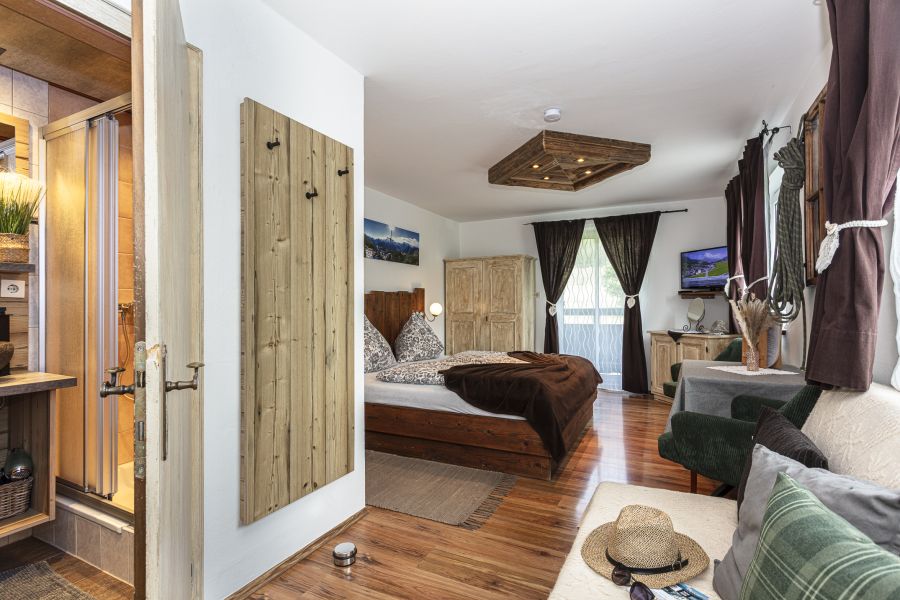 bauernhof-saalfelden-unterkunft-zimmer-biobauernhof-wohnmobilstelplatz-fruehstueckpension-7437
