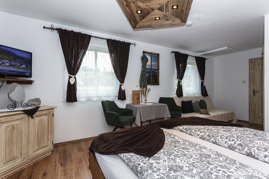 bauernhof-saalfelden-unterkunft-zimmer-biobauernhof-wohnmobilstelplatz-fruehstueckpension-7440