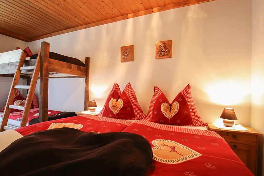 urlaub-am-bauernhof-saalfelden-zimmer-34